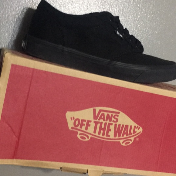 Vans - Picture 1 of 4